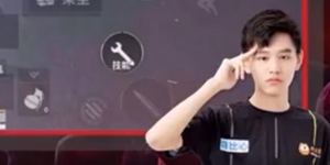 和平精英4AM轻辰键位布局设置 大神键位布局设置