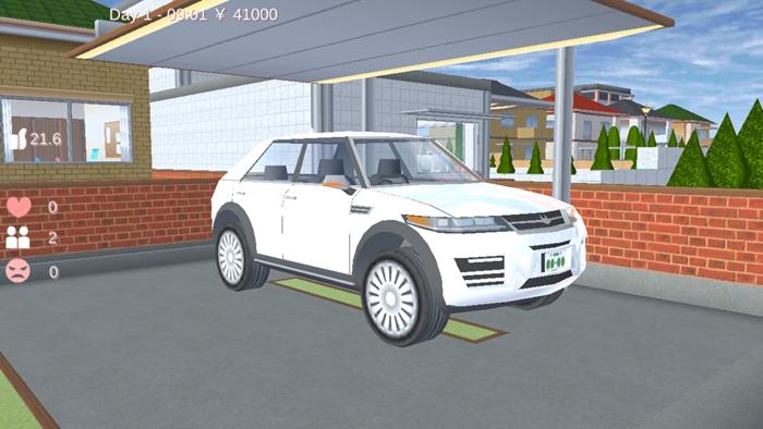 白色SUV